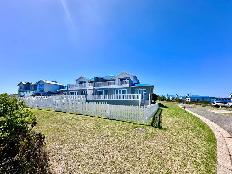 To Let 4 Bedroom Property for Rent in Pinnacle Point Golf Estate Western Cape